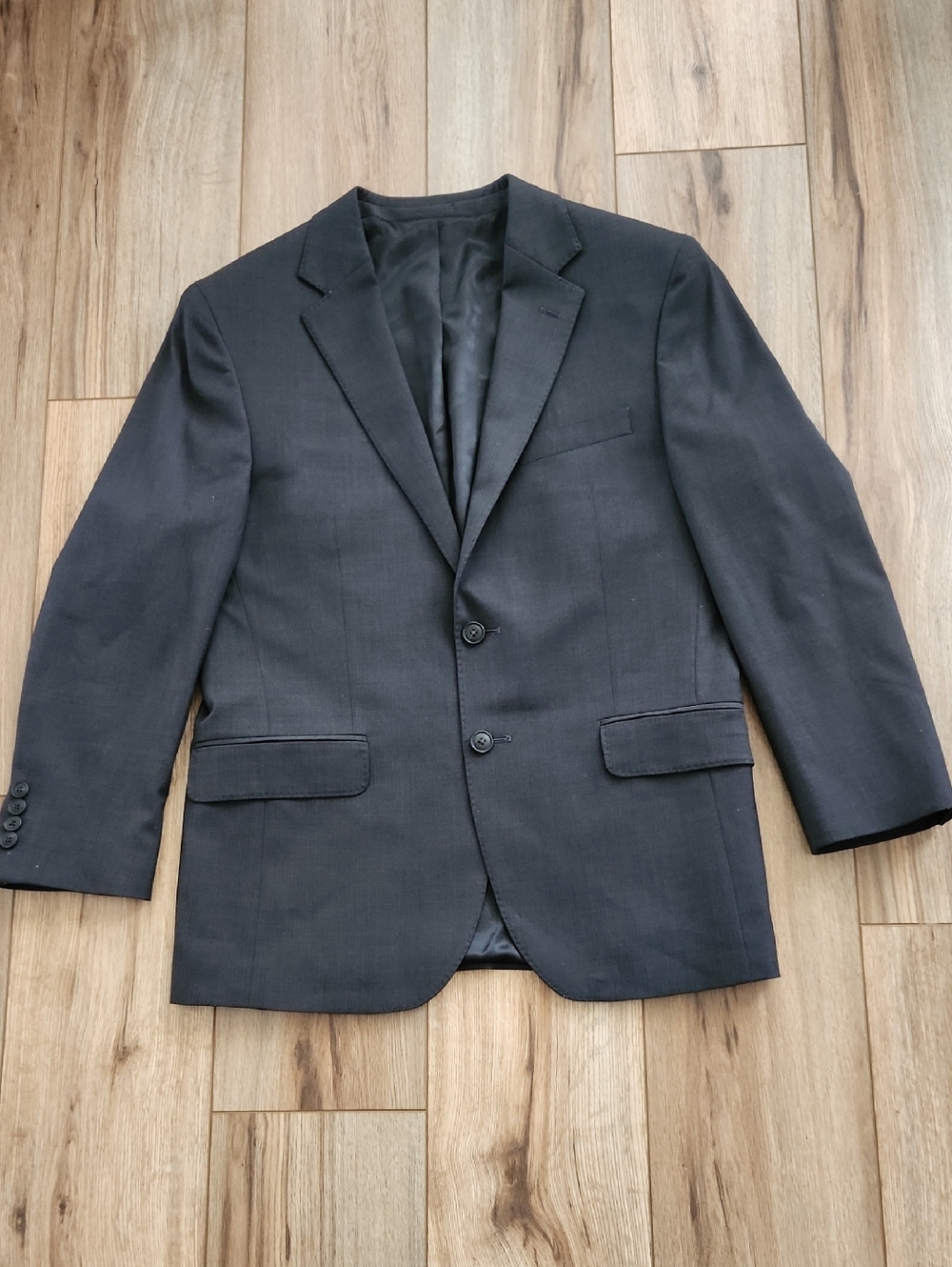 Joseph Abboud Charcoal Black Two-Button Lightweight Wool Blazer Slim Fit 40S/34W